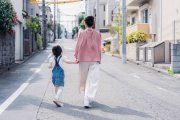 韓媒:韓國2026年實(shí)行“小學(xué)生家長10點(diǎn)上班制”