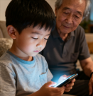 老人用手機哄5歲孫子致1000度近視 醫生:遺傳加后天影